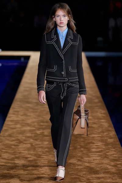 Look 6